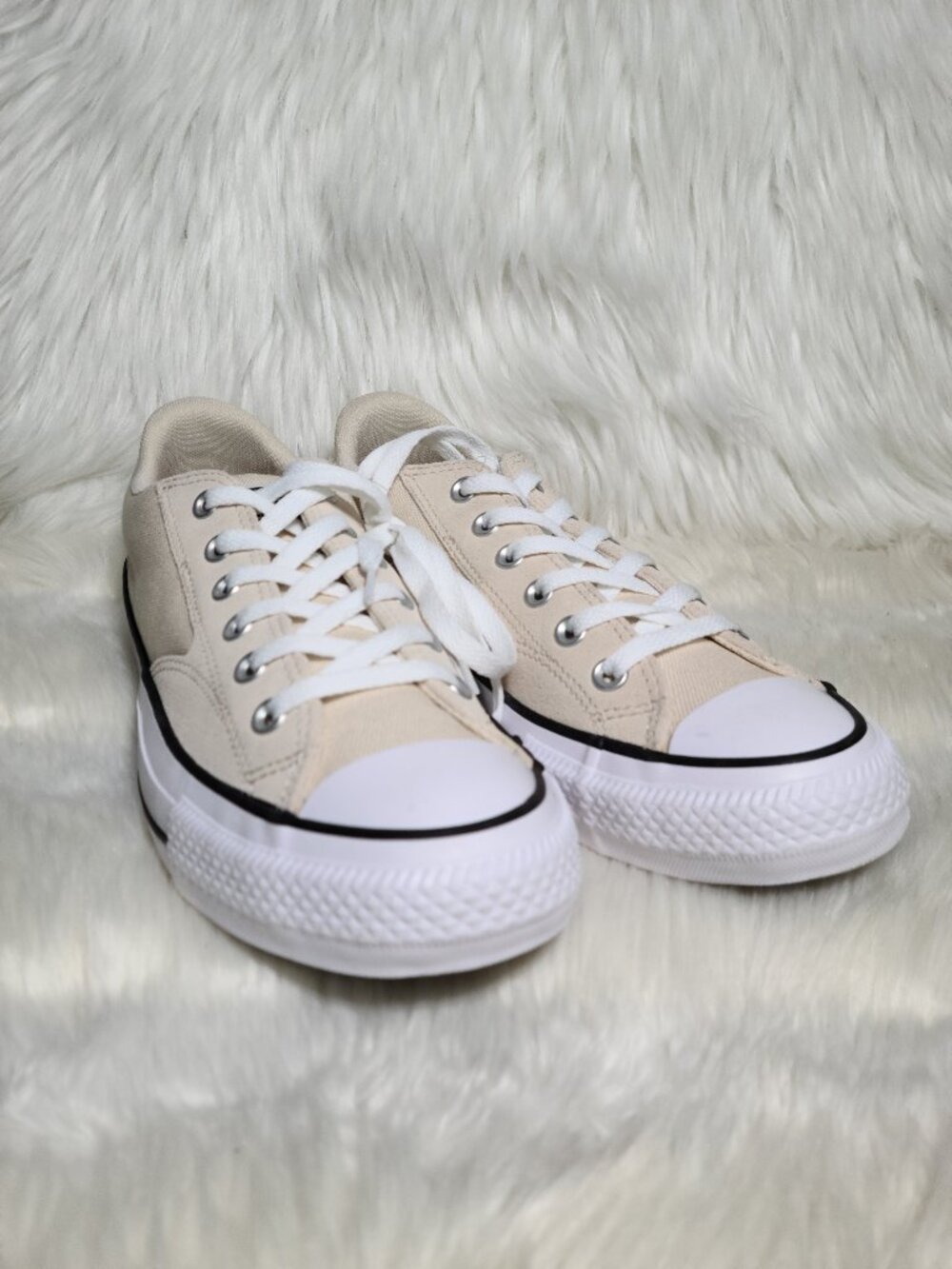 Converse Chuck Taylor All Star Cream Men 9 NEW